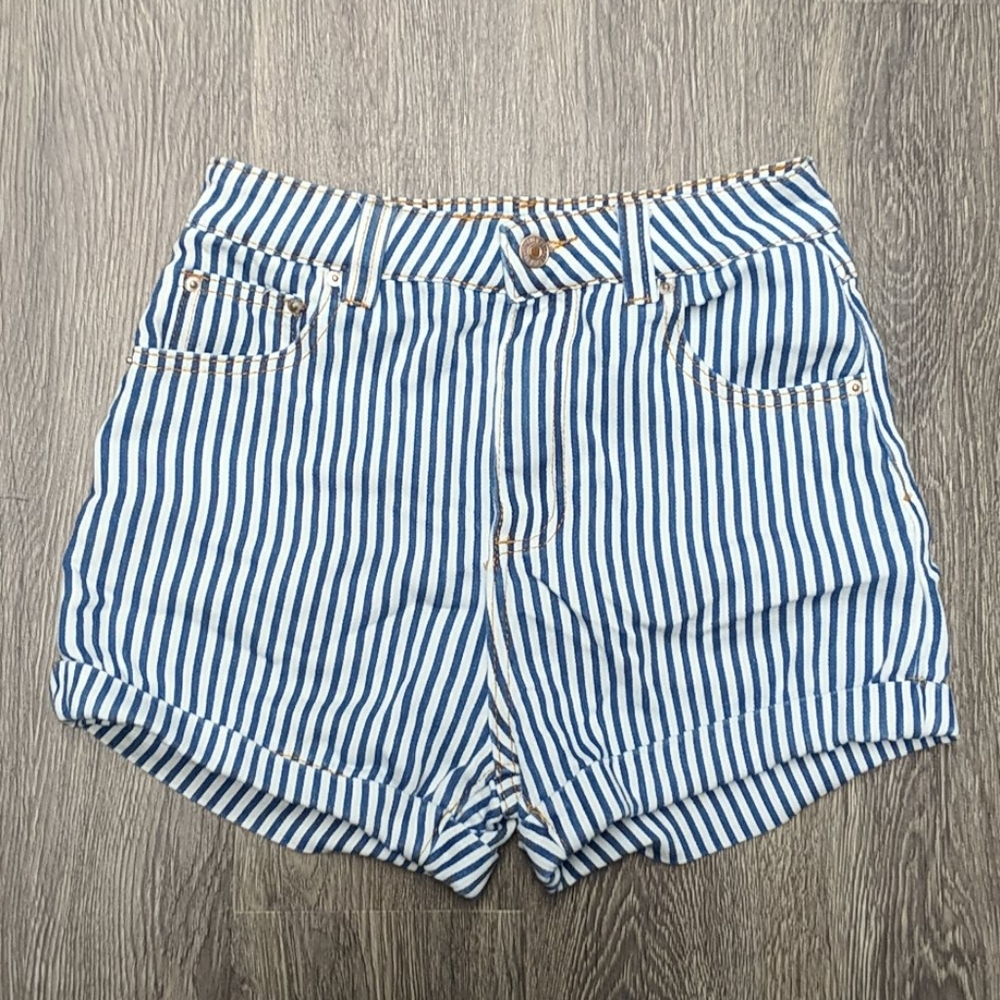 Forever 21 high waisted striped shorts